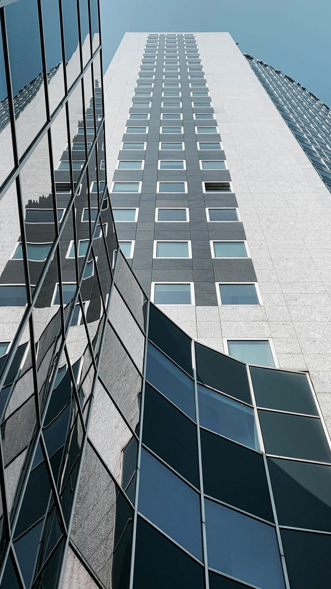 Moderne Glasfassade – Wettbewerbsbegleitung und Qualität