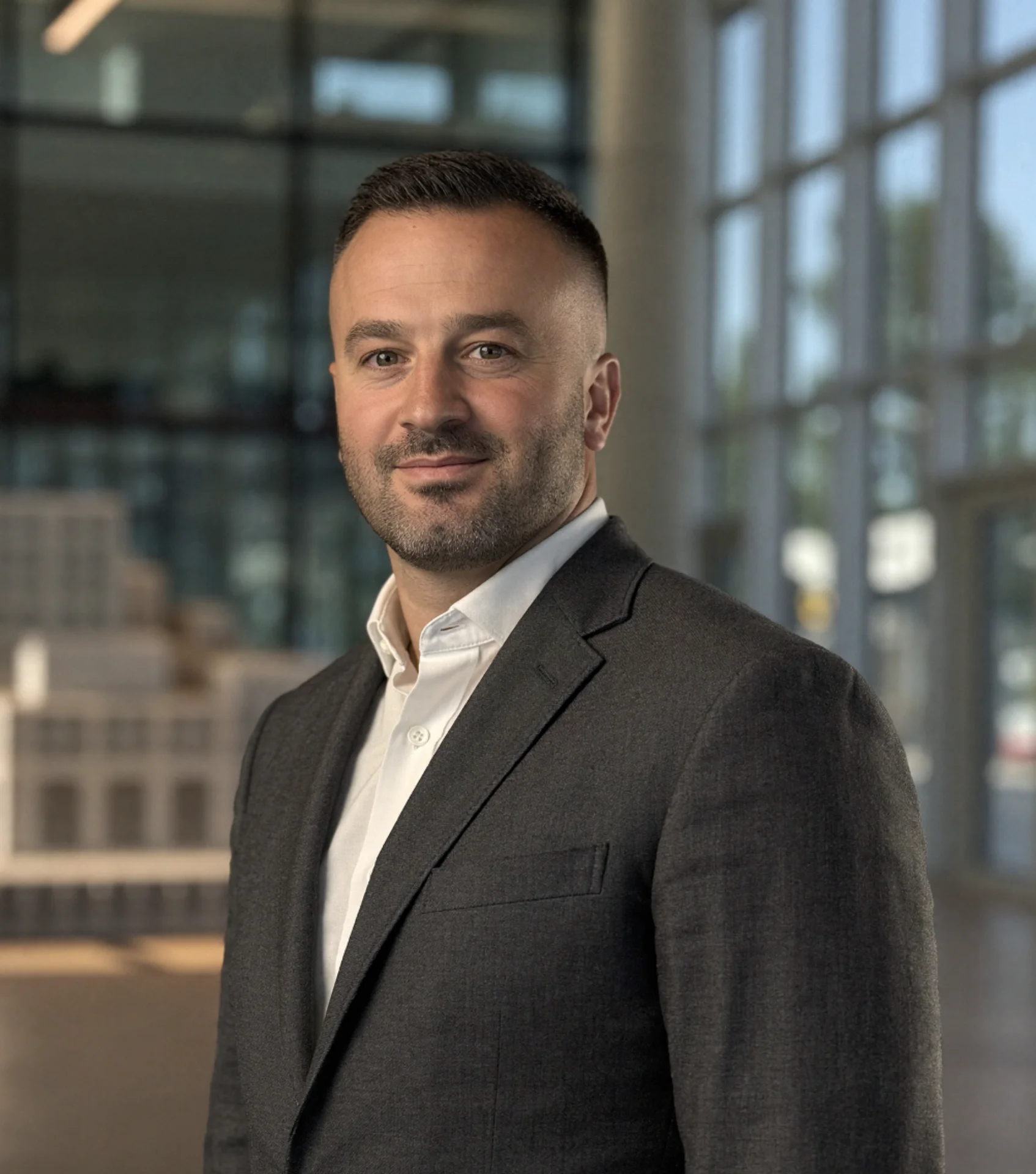 Emir Elezi – Projektleiter (Partner) bei Signia Baumanagement GmbH